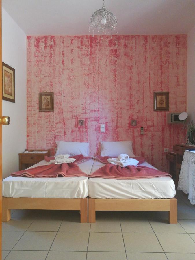 Adamas Rooms Paleochora Buitenkant foto